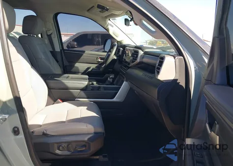 2024 Toyota Tundra Sr5 z USA, uszkodzony, nr VIN 5TFLA5DB3RX170053